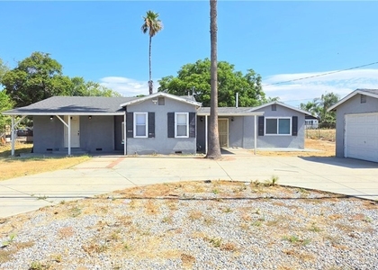 13666 Arrow Boulevard - Photo 1
