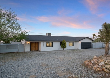 60468 Latham Trail - Photo 1