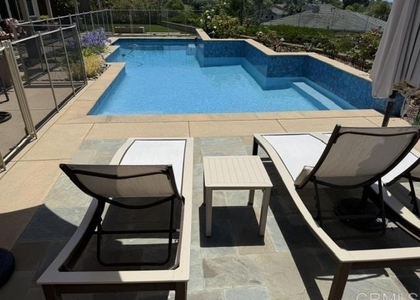 542 Hidden Ridge Court - Photo 1