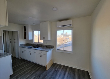 757 S Towne Avenue - Photo 1