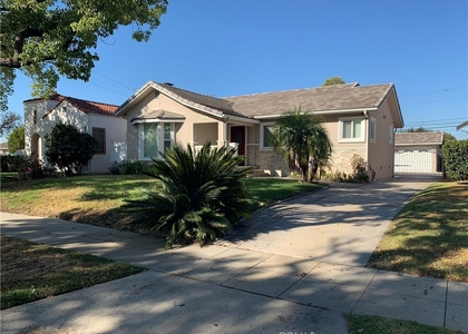 1817 S Palm - Photo 1