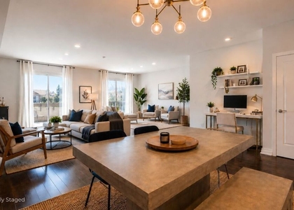 1430 S Beverly Glen Boulevard - Photo 1