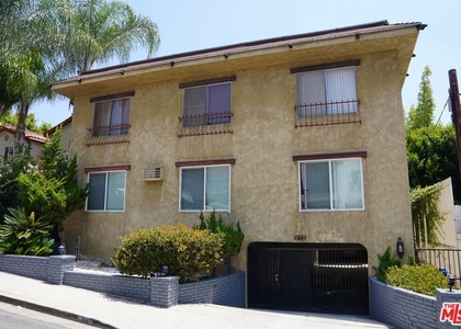 912 Hilldale - Photo 1