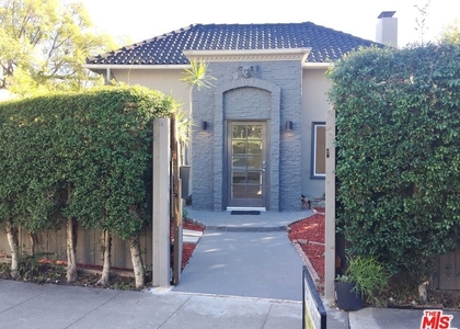 8538 W West Knoll Drive - Photo 1