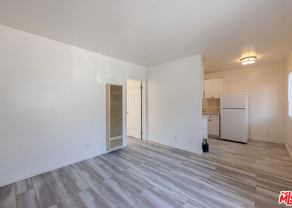 1828 16th Street - Photo 1