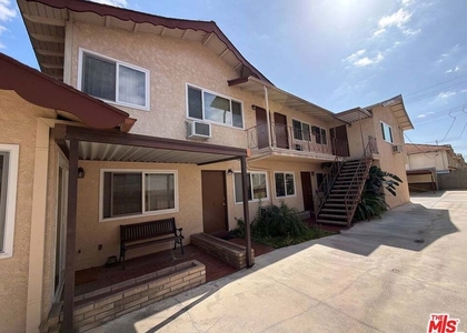307 N Curtis Avenue - Photo 1