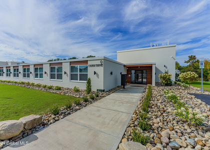 9 Laura Drive - Photo 1