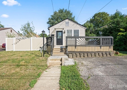 250 Brookside Avenue - Photo 1