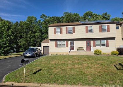 405 Frederick Avenue - Photo 1