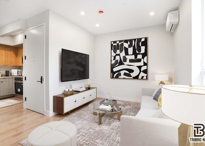 92 Manhattan Avenue - Photo 1