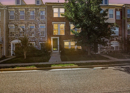 1114 Ellis Avenue - Photo 1