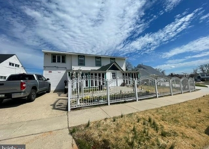10 Middle Road - Photo 1