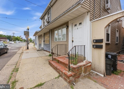 93 Washington Street - Photo 1