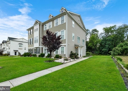 42 Mountie Lane - Photo 1