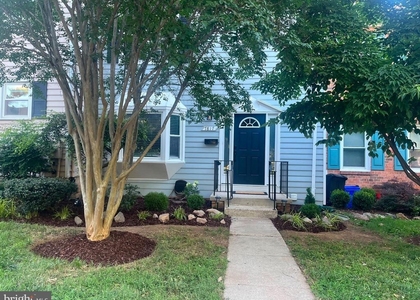 7817 Heatherton Ln. - Photo 1