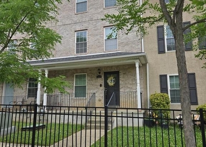 321 5th Avenue - Photo 1