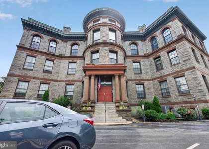 2400 Baynard Boulevard - Photo 1