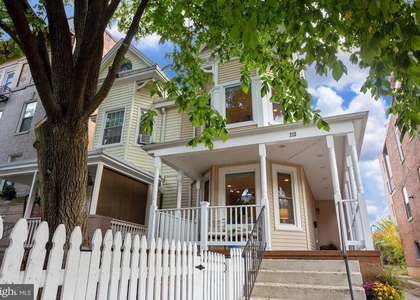 215 T Street Ne - Photo 1