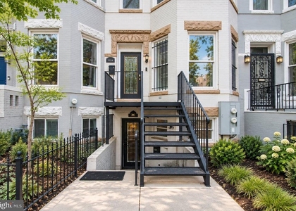 35 Rhode Island Avenue Nw - Photo 1
