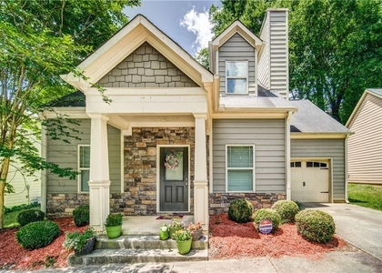 224 W Marietta Street - Photo 1
