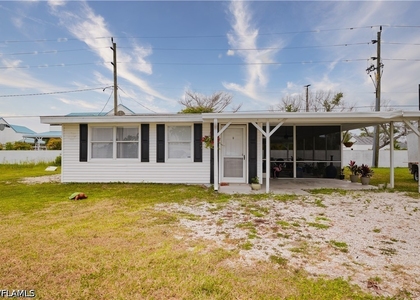 16820 Banyon - Photo 1
