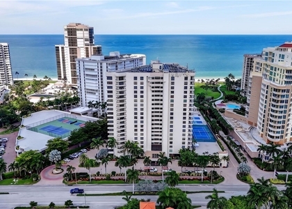 4451 Gulf Shore Boulevard N - Photo 1