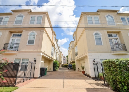 5208 Blossom Street - Photo 1