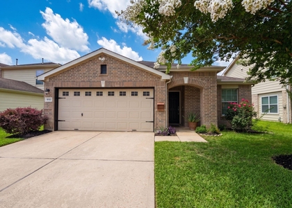 8102 Sanders Glen Lane - Photo 1