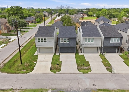 4307 Larkspur Street - Photo 1