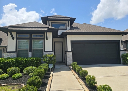 8711 Fox Trail Drive - Photo 1