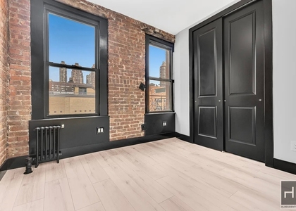 W 52nd St. - Photo 1