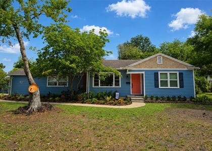 1001 W Beacon Avenue - Photo 1