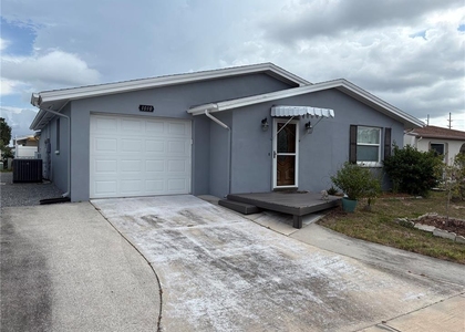1010 Osprey Court - Photo 1