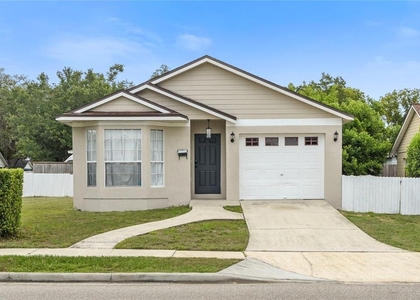 301 S Capen Ave - Photo 1