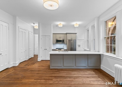 284 Orange Street - Photo 1