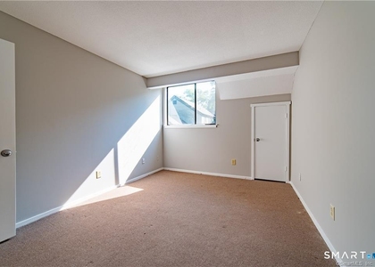140 Woodvale Drive - Photo 1