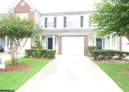 1465 April Lane - Photo 1