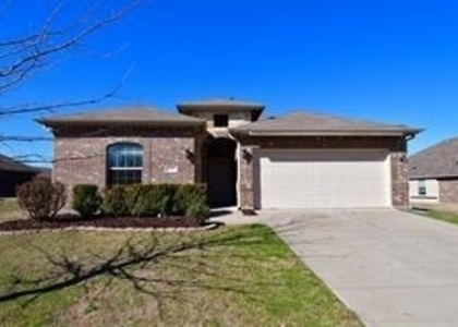 3009 Whitetail Circle - Photo 1