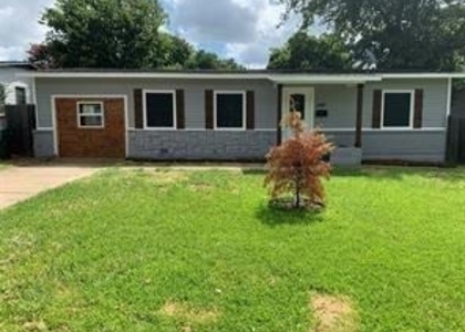2117 N Hickory Street - Photo 1