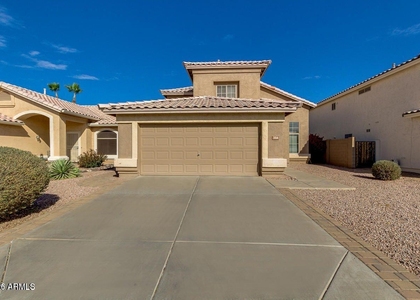 354 W Bolero Drive - Photo 1