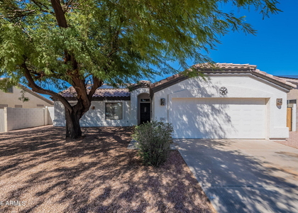 960 W Inca Drive - Photo 1
