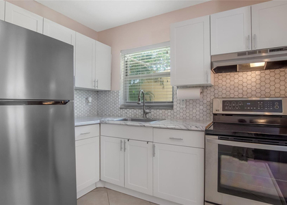 5186 Ne 6th Avenue - Photo 1