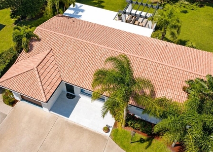 2031 Pleasant Drive - Photo 1