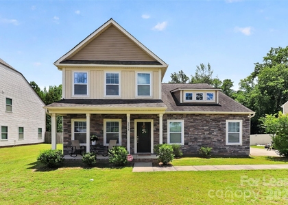 2038 Eddie Massey Lane - Photo 1