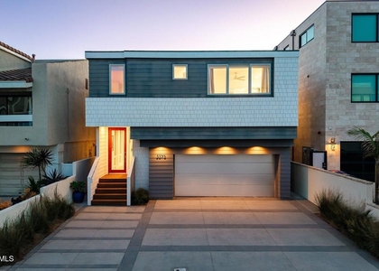3373 Ocean Drive - Photo 1