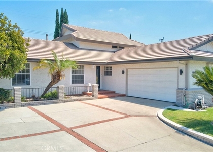 4641 Newman - Photo 1