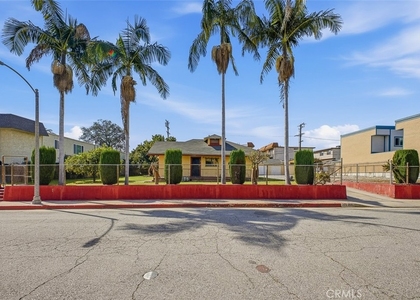 209 1/2 N Monterey - Photo 1