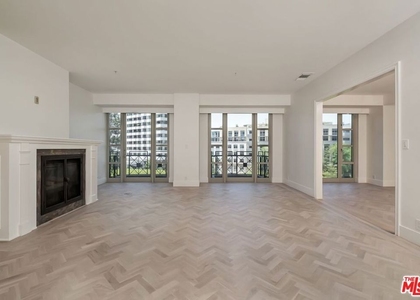 10580 Wilshire Boulevard - Photo 1