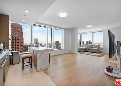 889 Francisco Street - Photo 1