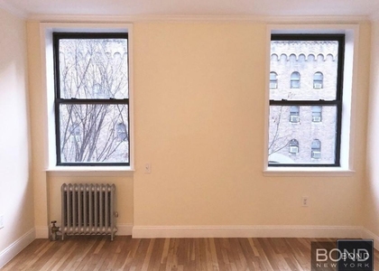 West 45th Street - Photo 1